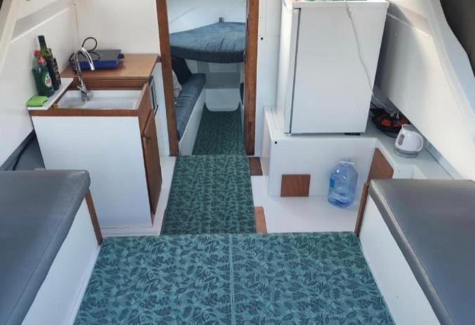 Nice Boat To Sleep In Barcelona San Adrián de Besós Zewnętrze zdjęcie